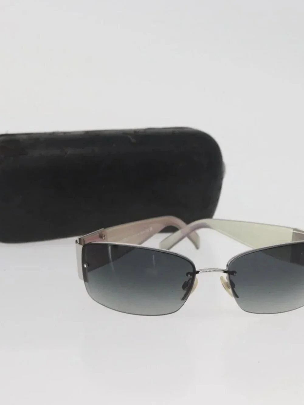 CHANEL Sunglasses plastic Opal CC Auth 162593